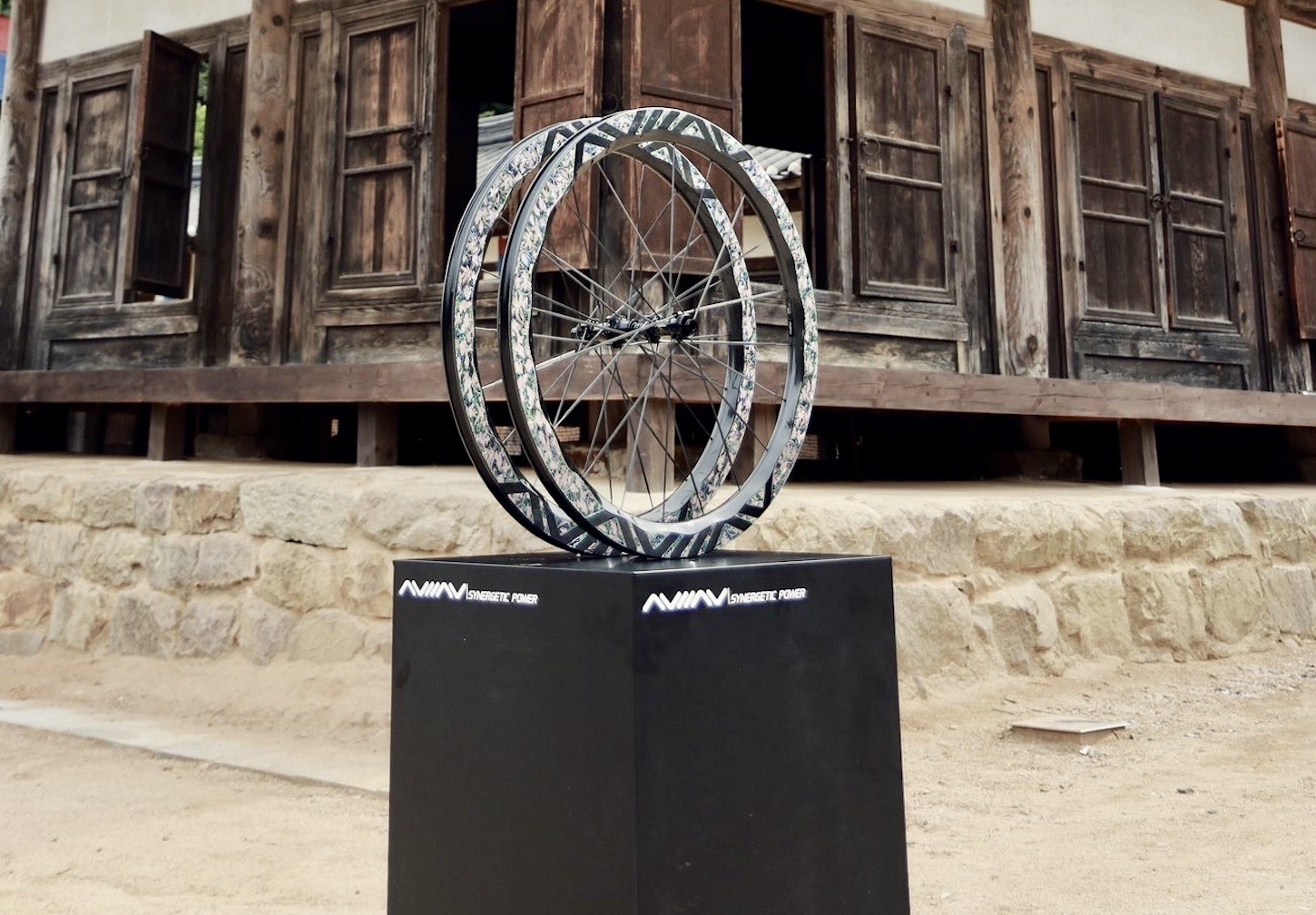 AVIIAV Offers the “Mother” of All Wheels – “Pearl” that Is!